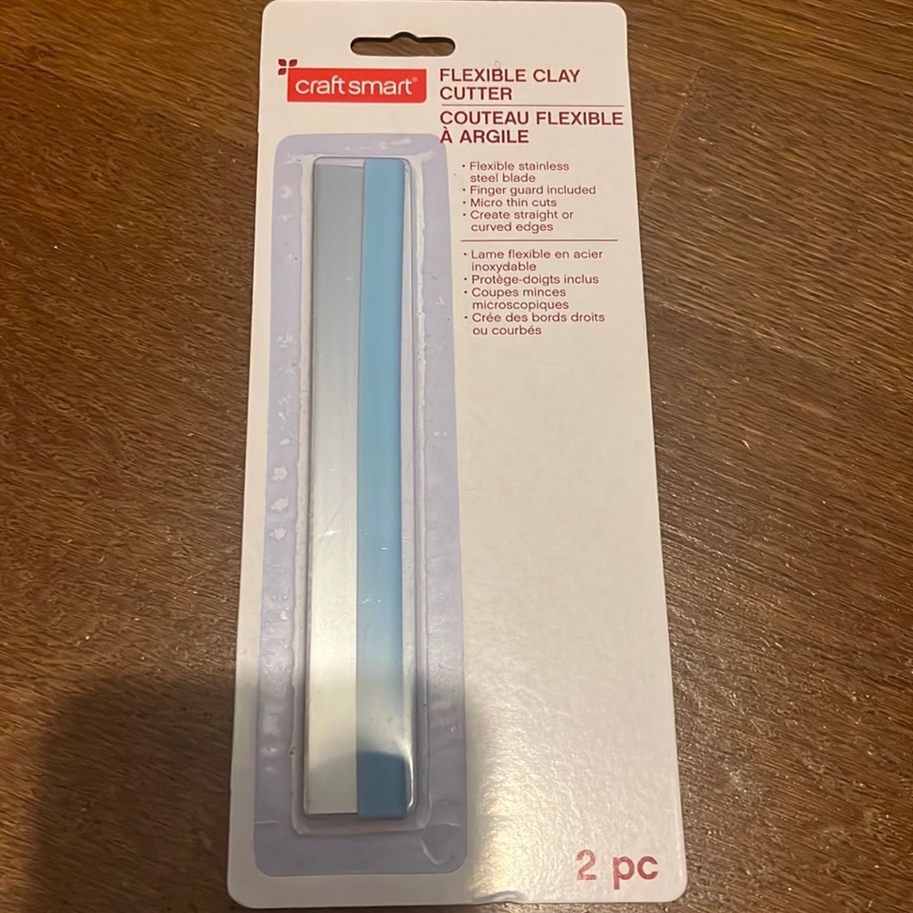 Craft smart flexible clay cutter